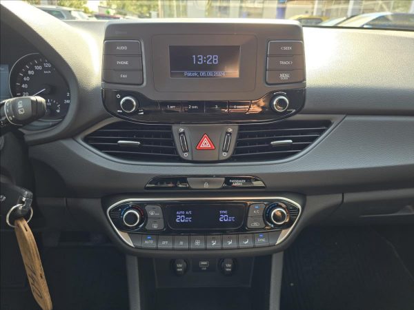 Hyundai - i30.jpg