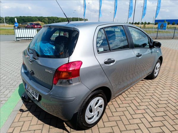 Toyota - Yaris.jpg