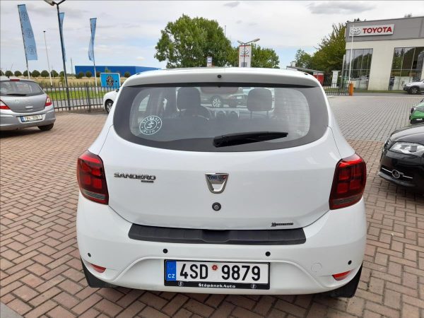 Dacia - Sandero.jpg