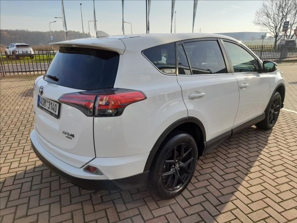 Toyota - RAV4.jpg