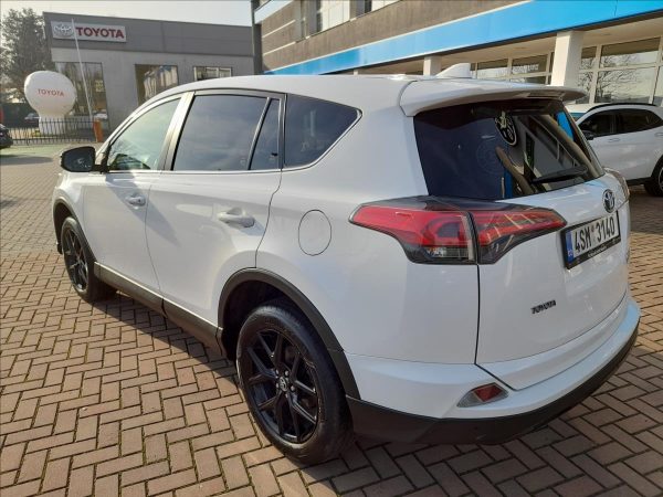 Toyota - RAV4.jpg