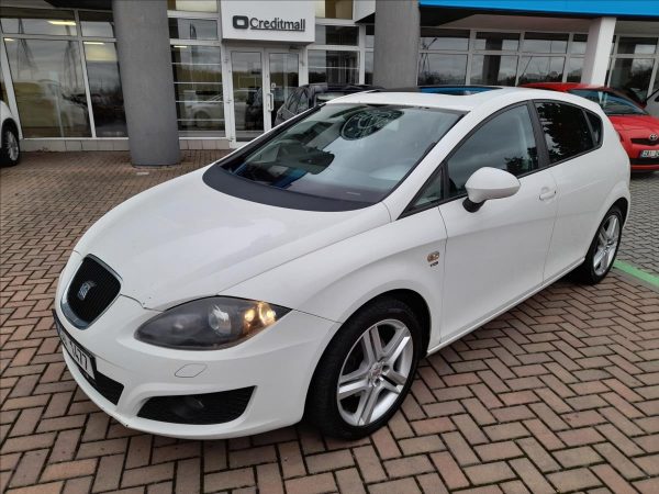 Seat - Leon.jpg